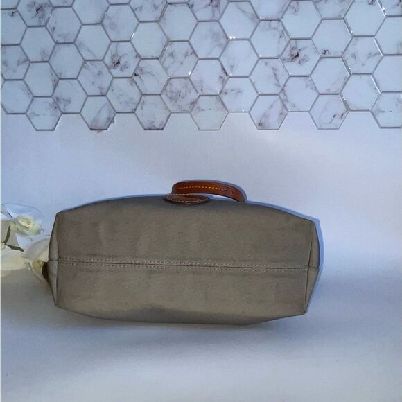 Dooney & Bourke Nylon Shoulder Bag Khaki - Picture 5 of 10